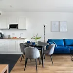 Symphony Modern Tower Lejlighedshotel 3*