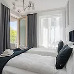 Symphony Modern Tower 3* Gdynia