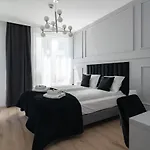 Symphony Modern Tower By Ina 3* Gdynia