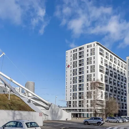 Symphony Modern Tower By Ina 3*