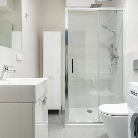 Апарт-отель Symphony Modern Tower