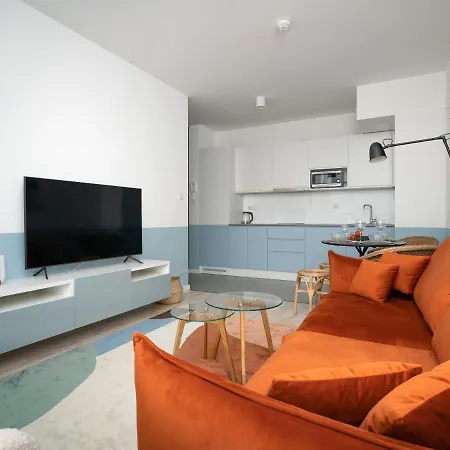 Symphony Modern Tower Апарт-отель Гдыня