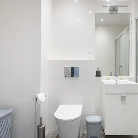 Symphony Modern Tower Апарт-отель Гдыня