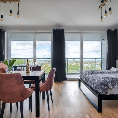 Symphony Modern Tower By Ina Lejlighedshotel Gdynia