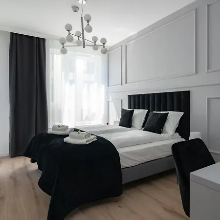 Symphony Modern Tower 3* Gdynia