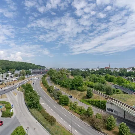 Hotel apartamentowy Symphony Modern Tower 3*