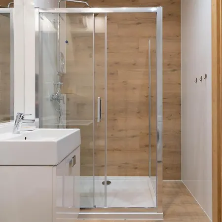 Апарт-отель Symphony Modern Tower 3*