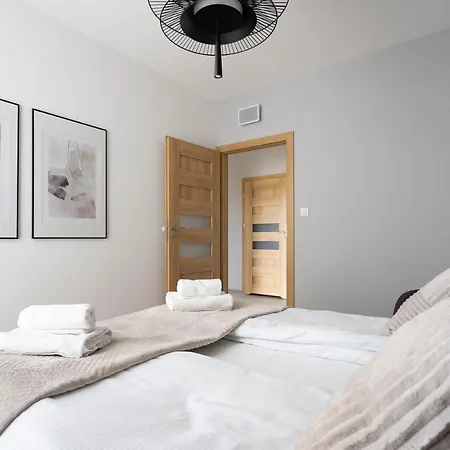 Aparthotel Symphony Modern Tower Gdynia