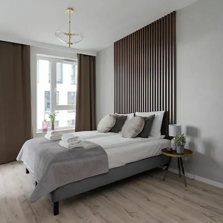 Symphony Modern Tower 3* Gdynia