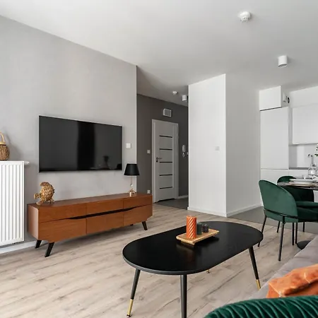 Symphony Modern Tower Апарт-отель Гдыня