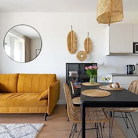 Symphony Modern Tower By Ina 3* Gdynia