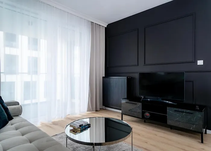 Symphony Modern Tower Hotel apartamentowy 3*